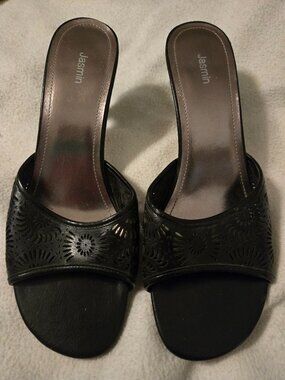 Jasmin Black Size 10 M Heels Slides